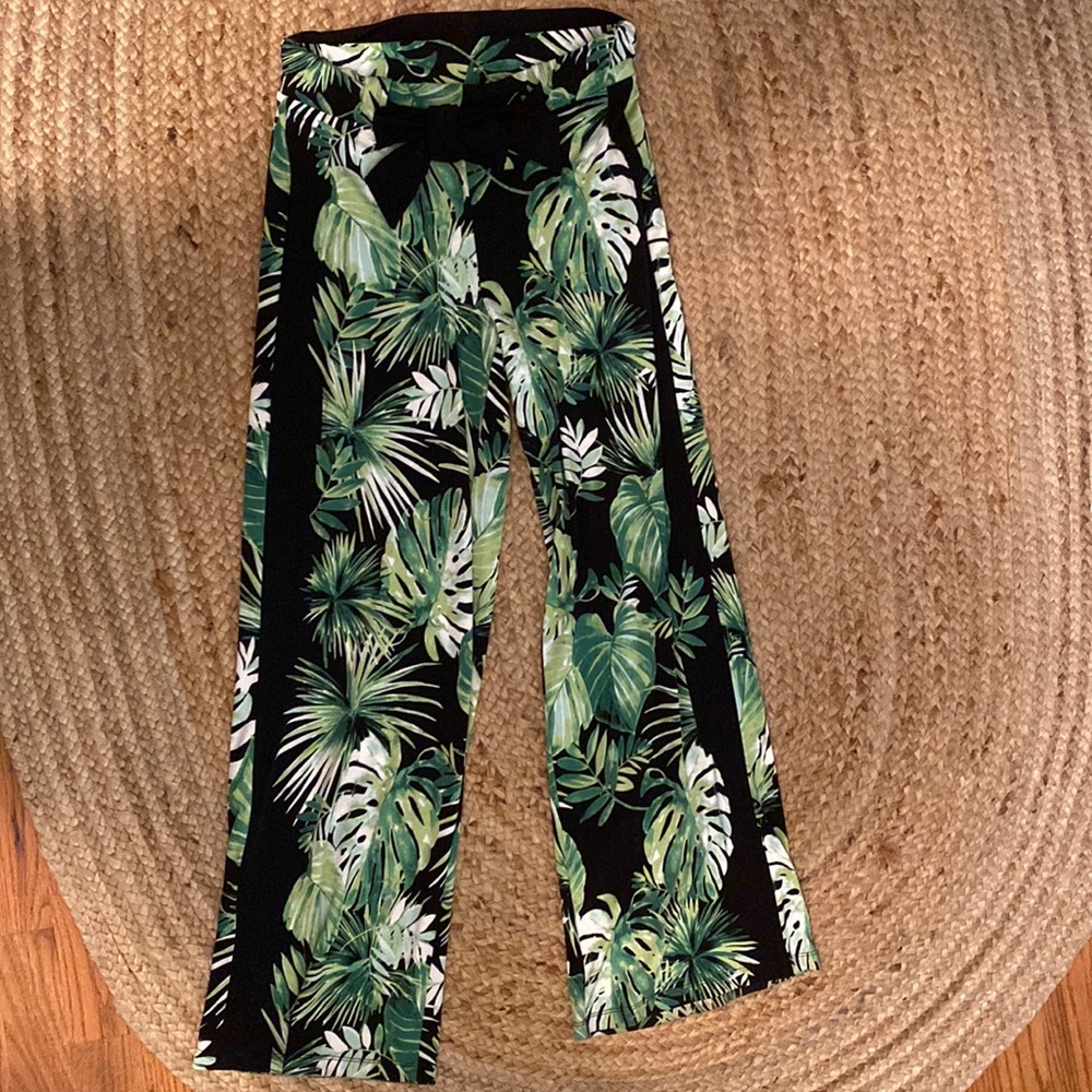 WHBM wide leg pant